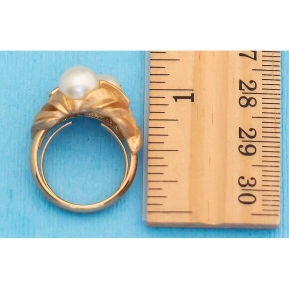 Vintage Double Pearls Gold Tone Ring by Avon Size 6 - N26 - Picture 3 of 3
